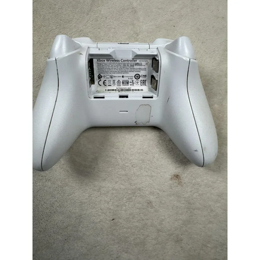 Microsoft Xbox Series X S Wireless Controller White Model 1914 Untested No Cover